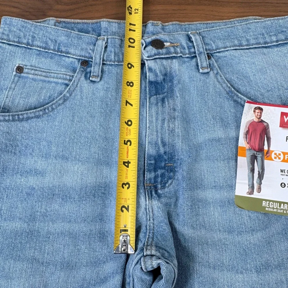 Wrangler Jeans Mens 31x30 Light Wash NEW Custom Cow Print Pockets Western Indie